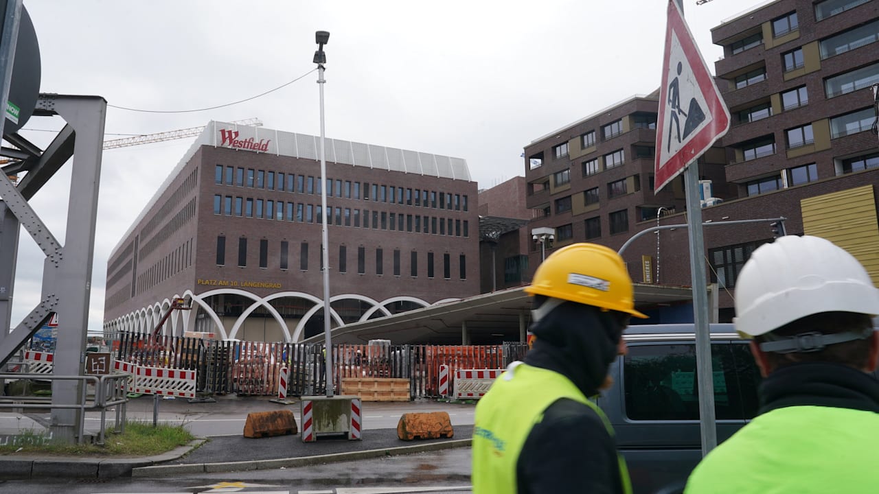 Demo bei Westfield: Für dieses Einkaufszentrum starben fünf Bauarbeiter | Regional