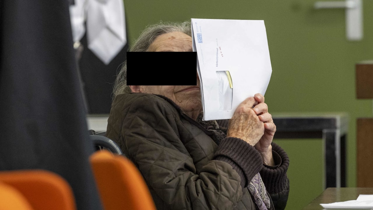 Mord-Prozess: 90-Jährige soll Freundin erschlagen haben – das Motiv ist unglaublich | Regional
