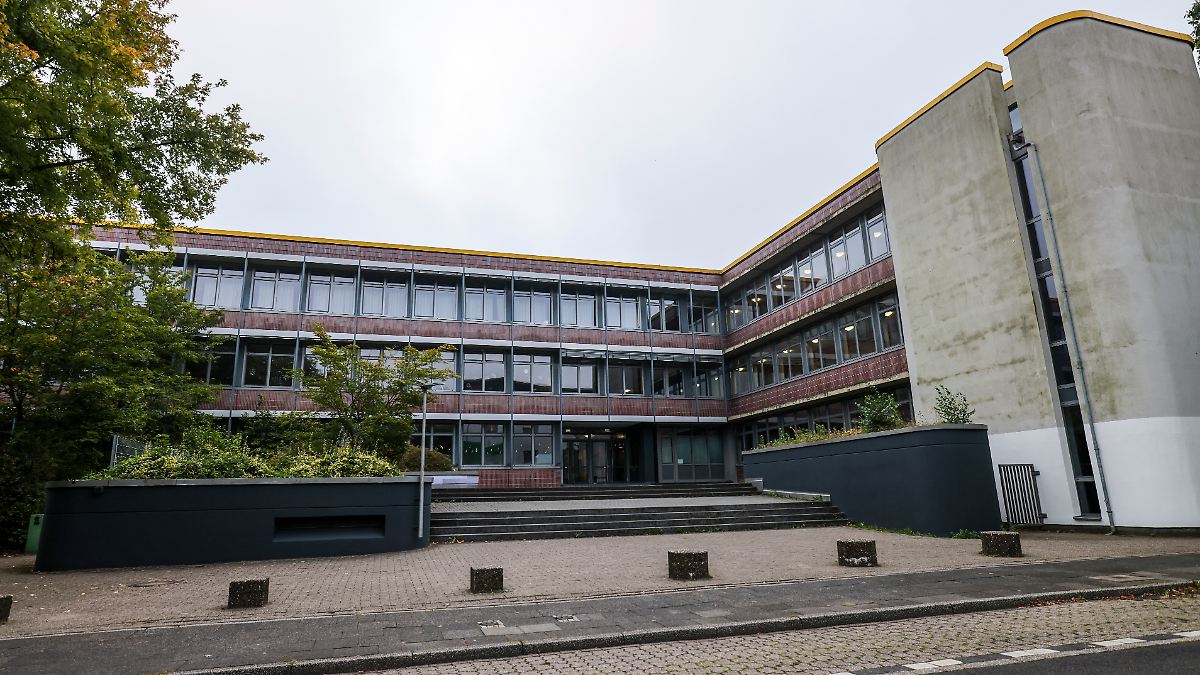 Unterricht findet statt: "Bedrohungslage": Schulen in Duisburg bleiben geschlossen