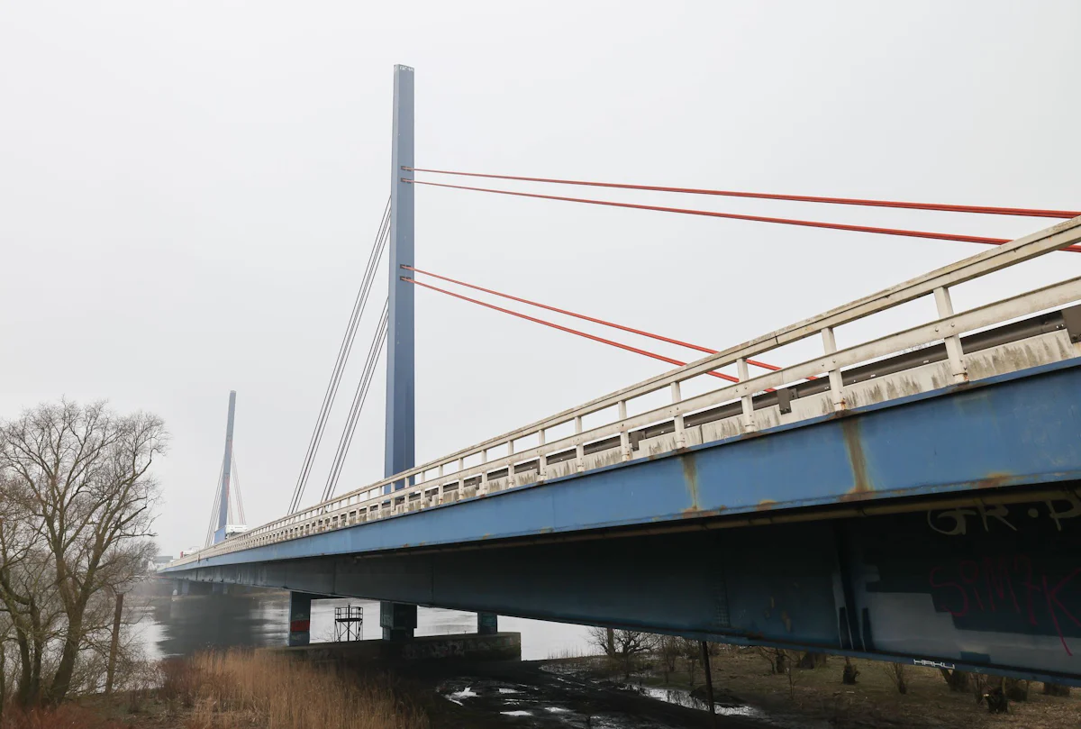 Staus erwartet - A1 in Hamburg Richtung Norden gesperrt - Wirtschaft
