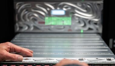 Hackergruppe schlägt mehrfach zu: Frankreich wirft Russland Cyberangriffe vor