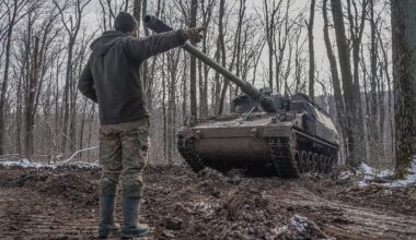 Berichte über Qualitätsprobleme: Ukraine-Botschafter stellt deutschen Waffen gutes Zeugnis aus