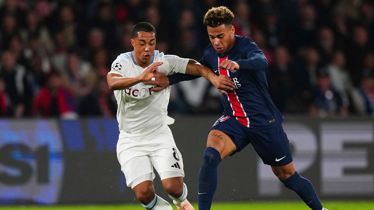 Traumtore drehen Villa-Führung: PSG wankt nur kurz gegen CL-Überraschungsteam