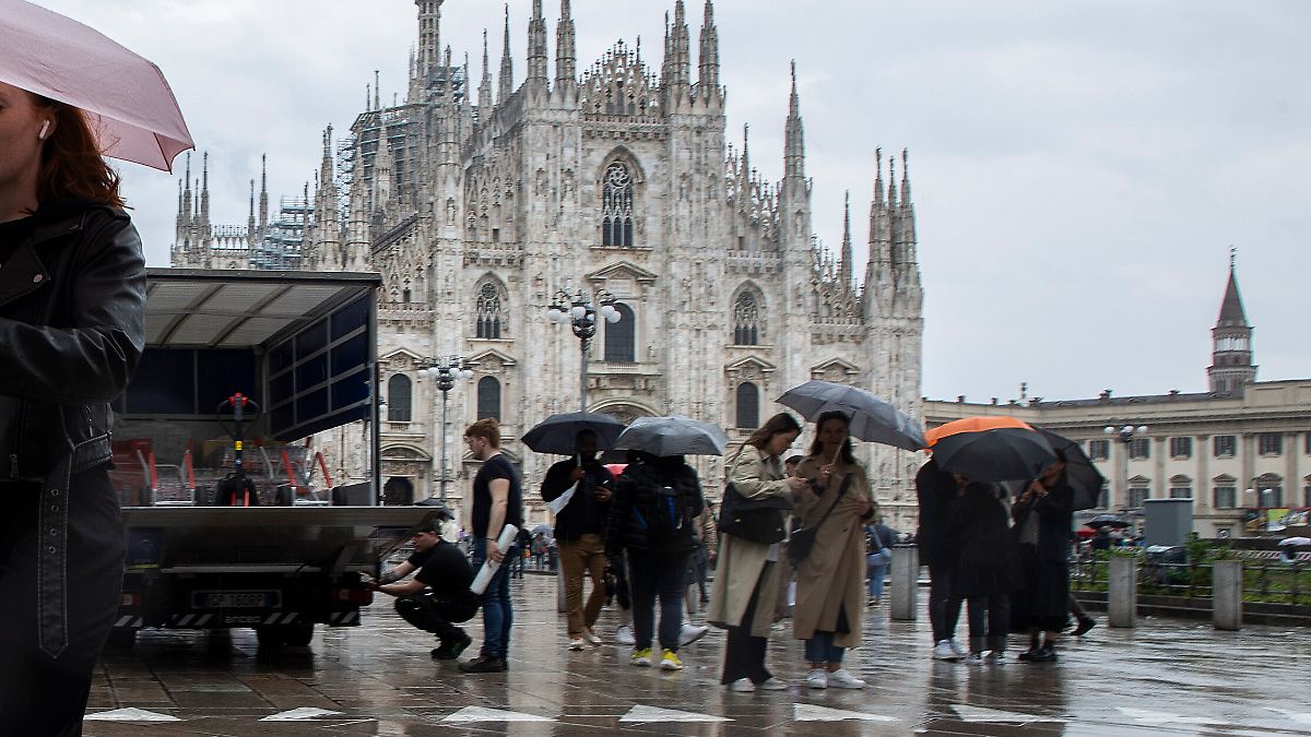 Zugverkehr unterbrochen: Italiens Norden meldet erste Überschwemmungen