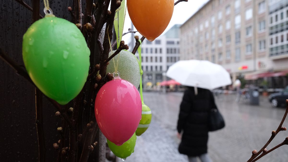 Starkregen und Hagel: Ostersonntag beginnt freundlich - dann ziehen Gewitter auf