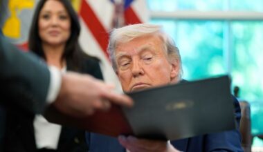 Umfrage unter großen Firmen: Deutsche Unternehmen trotzen bisher Trumps Anti-Woke-Erlass