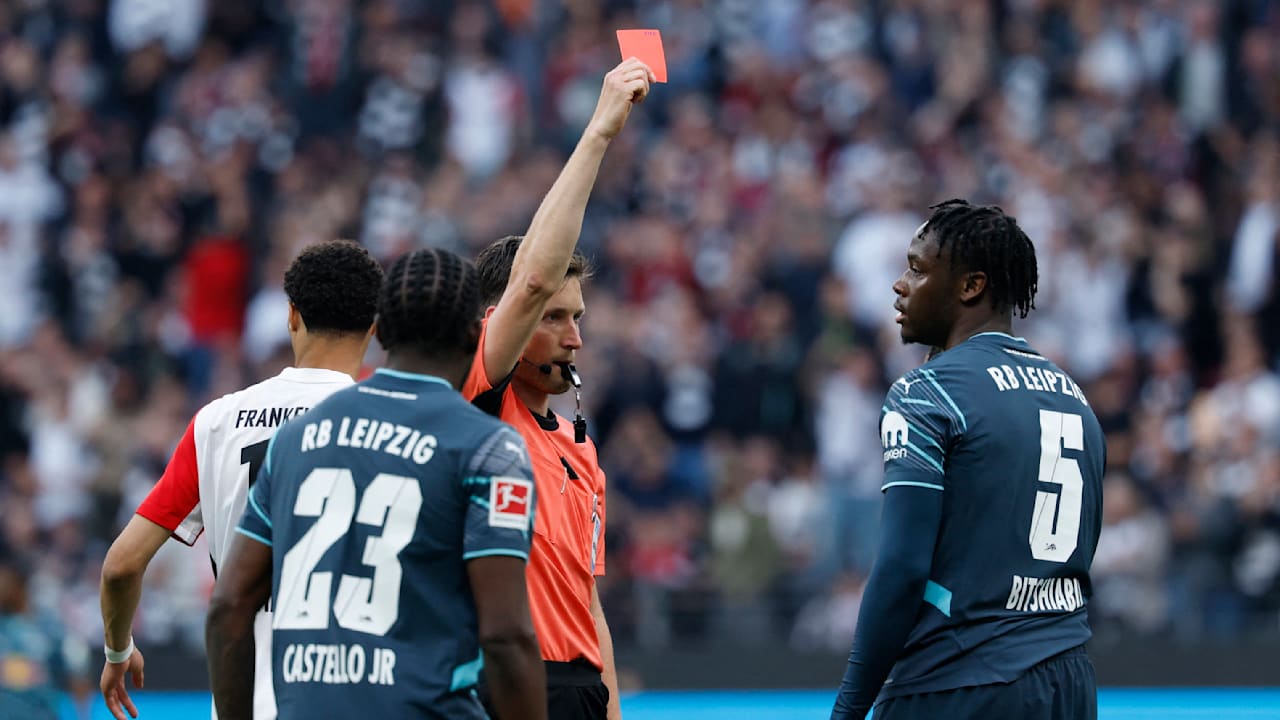 RB Leipzig: Nach Notbremse in Frankfurt! DFB legt Sperre für El Chadaille Bitshiabu fest | Sport