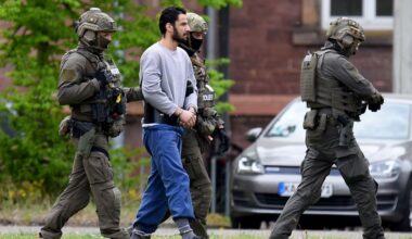 Terror-Anschlag in München: SEK fliegt Attentäter in den Knast | Regional