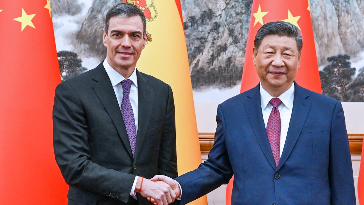 Trump brüskiert Brüssel: Schleimt sich Europa jetzt an China ran? | Politik