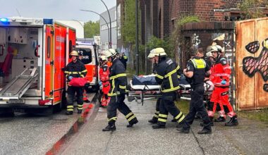 Feuerwehr rettet ihn: Junge stürzt in Lost-Place in Hamburg in die Tiefe | Regional