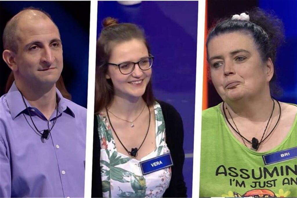 Sebastian C., in einem Lila Hemd, Vera mit einem weiß-grünem Top und einem schwarzen Cardigan und Bri in einem grünen Shirt kommen aus Dortmund.