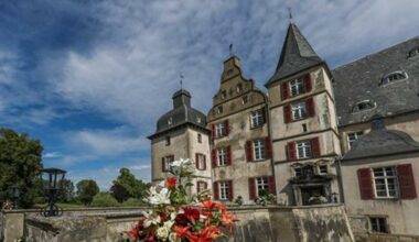 Sanierung von Schloss Bodelschwingh beginnt