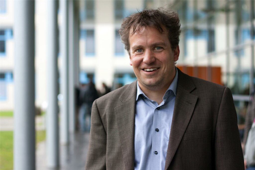Professor Dierk Borstel von der Fachhochschule Dortmund ist Experte, wenn es um Rechtsextremismus geht.