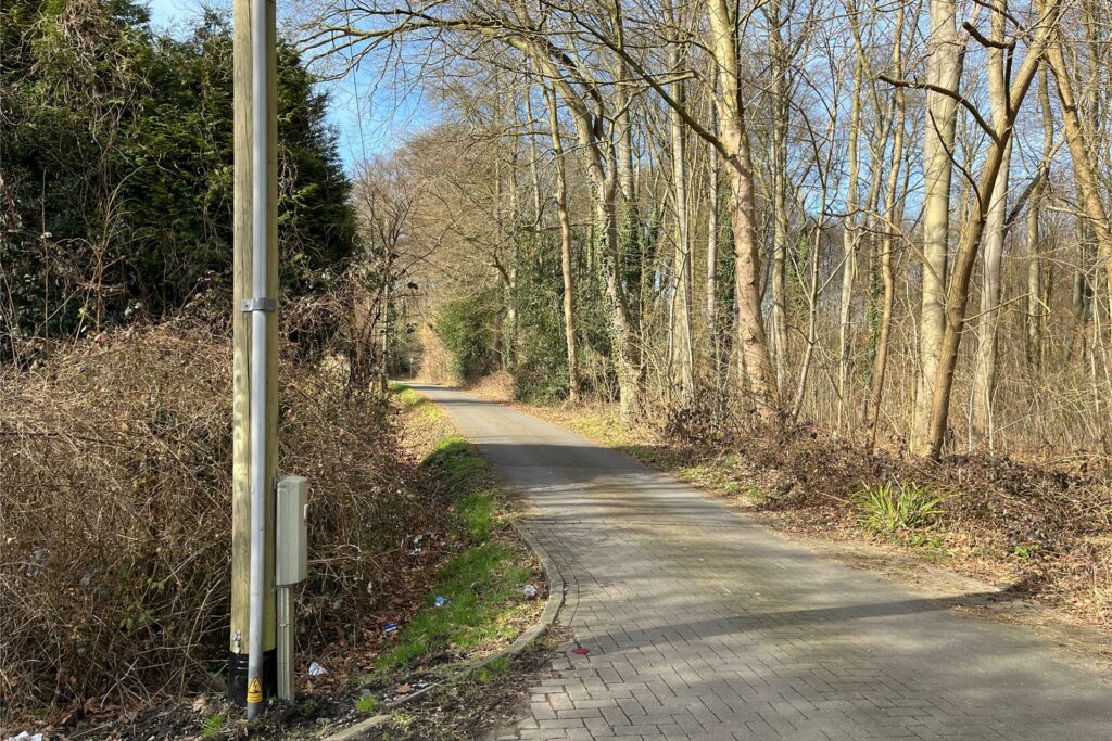 Auch diese Stichstraße, die zum Haus Evinger Straße 448 führt, soll Teil der Veloroute werden.