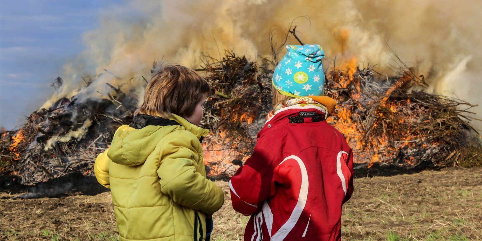 Osterfeuer 2025 in Aplerbeck, Holzen, Höchsten & Lücklemberg