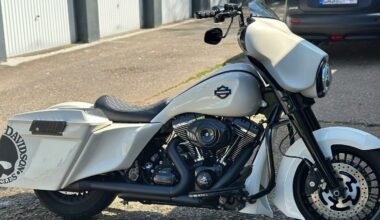 Diebe stehlen Harley aus Garage in Castrop-Rauxel: Täter gefasst