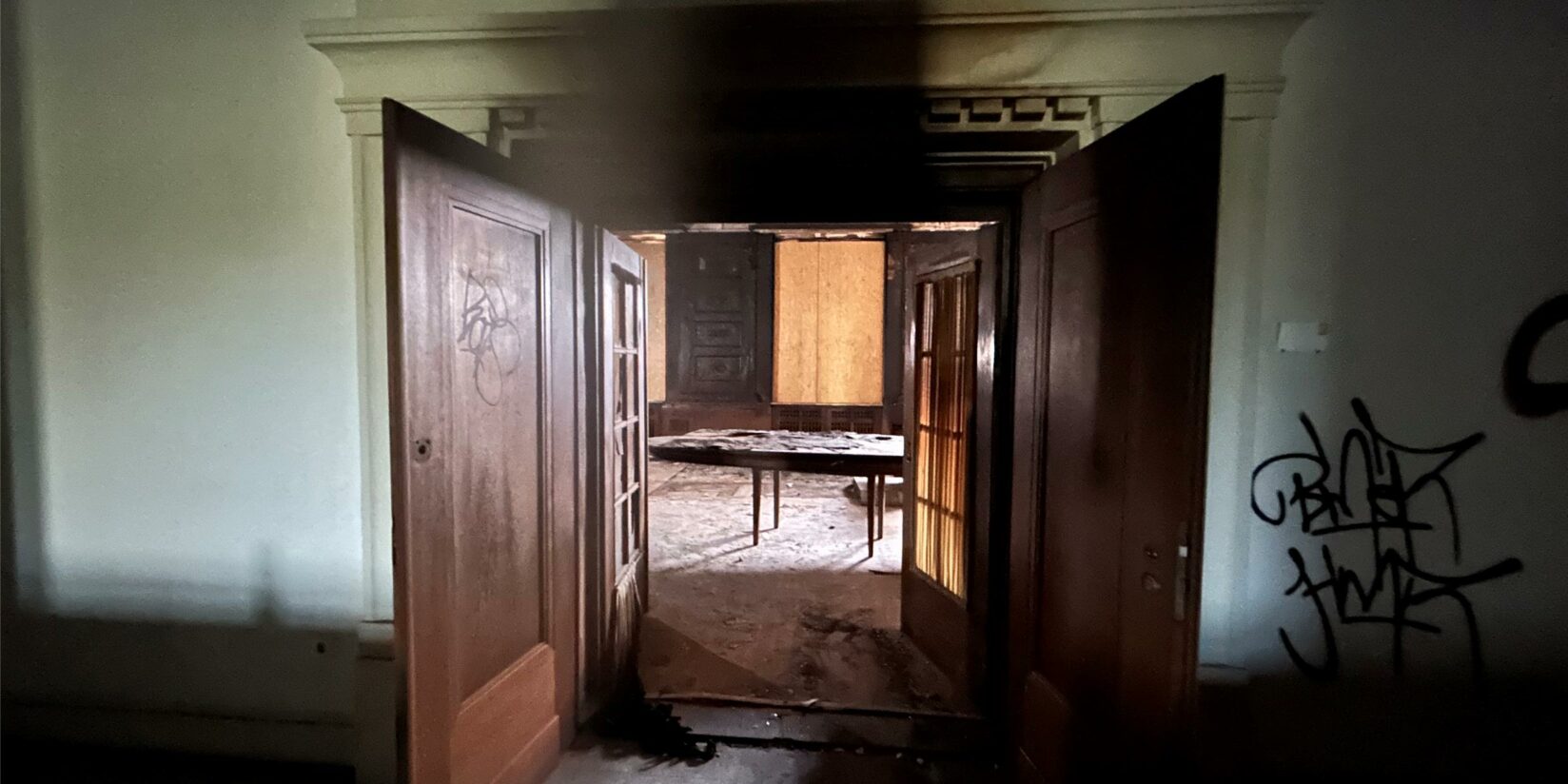 Bilder der Verwüstung aus der alten Hoesch-Zentrale