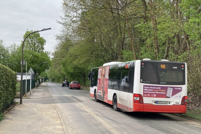 Der Rohrbruch auf dem Hacheneyer Kirchweg ist behoben.