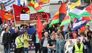 Ostermarsch zog für Frieden durch die Dortmunder Innenstadt: Die Bilder der Demonstration