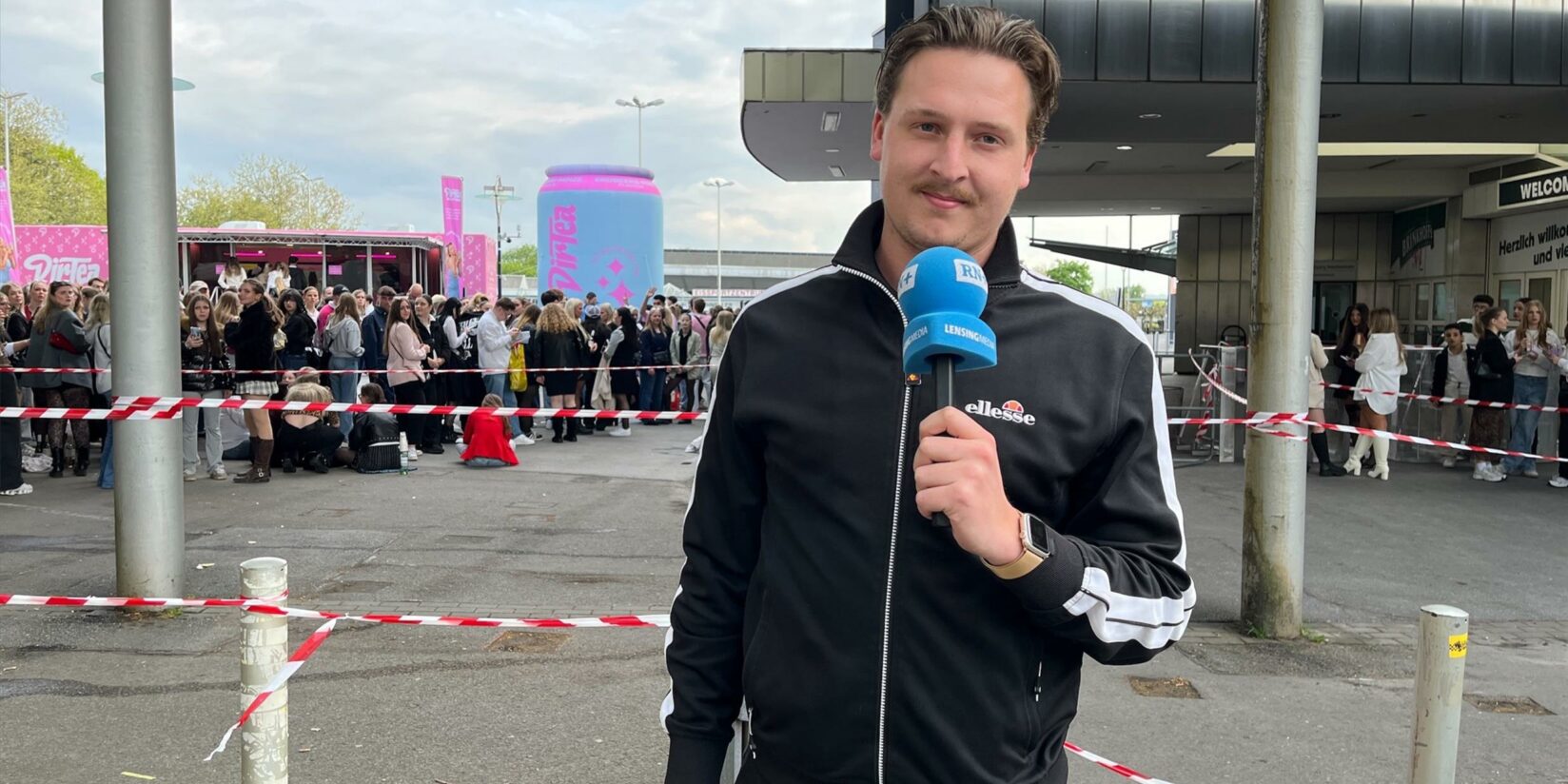 Shirin-David-Fans feiern in Dortmund