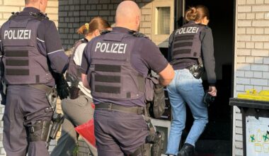 Eine Person muss ins Krankenhaus