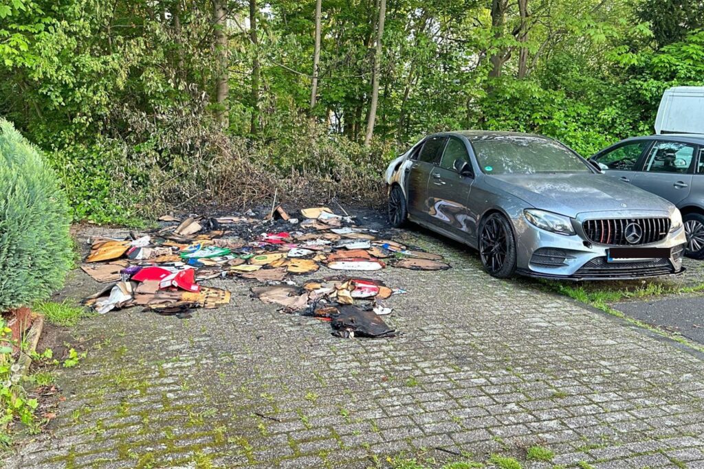 Der Brand an der Dresdener Straße konnte durch die Feuerwehr am frühen Morgen gelöscht werden.