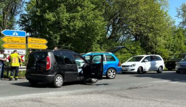 Zwei Kinder in Verkehrsunfall verwickelt
