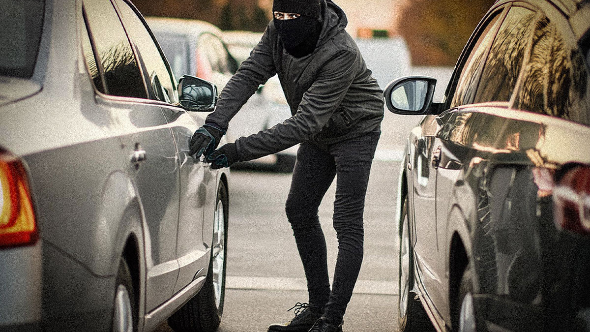 Einbruch in Braunschweig: Diebe erbeuten hochwertige Sitze