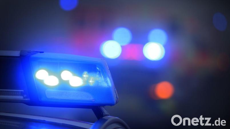 Ein Zug blieb bei Nürnberg liegen und die Reisenden mussten in einer kalten Nacht betreut werden. (Symbolbild) Bild: Karl-Josef Hildenbrand/dpa