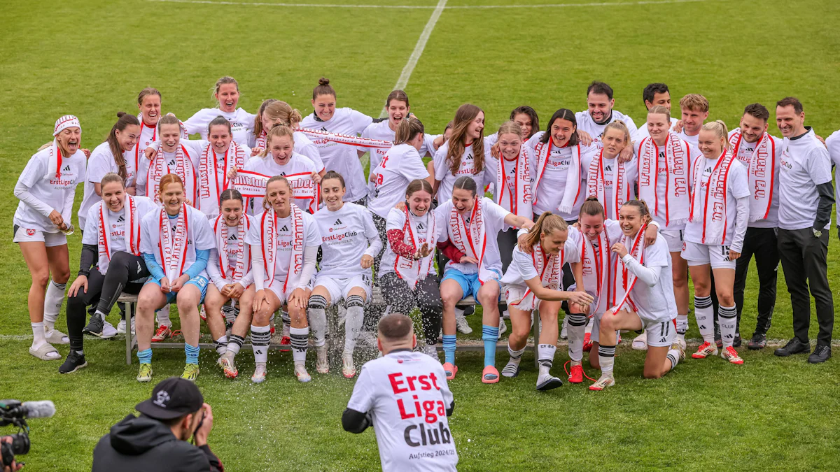 Aufstieg der Frauen des 1. FC Nürnberg in die Bundesliga: Das Pflänzchen wächst - Sport