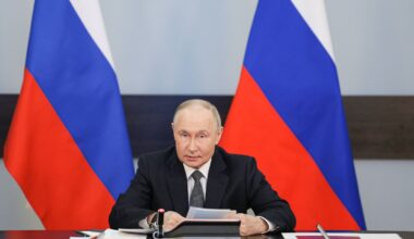 Peskow: "Noch viele Schritte": Kreml lässt Hoffnung auf schnelles Putin-Trump-Treffen platzen