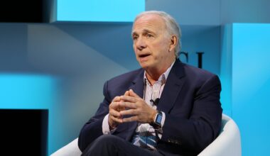 Ray Dalio hält US-Zölle in einem möglichen Großmachtkonflikt für notwendig.