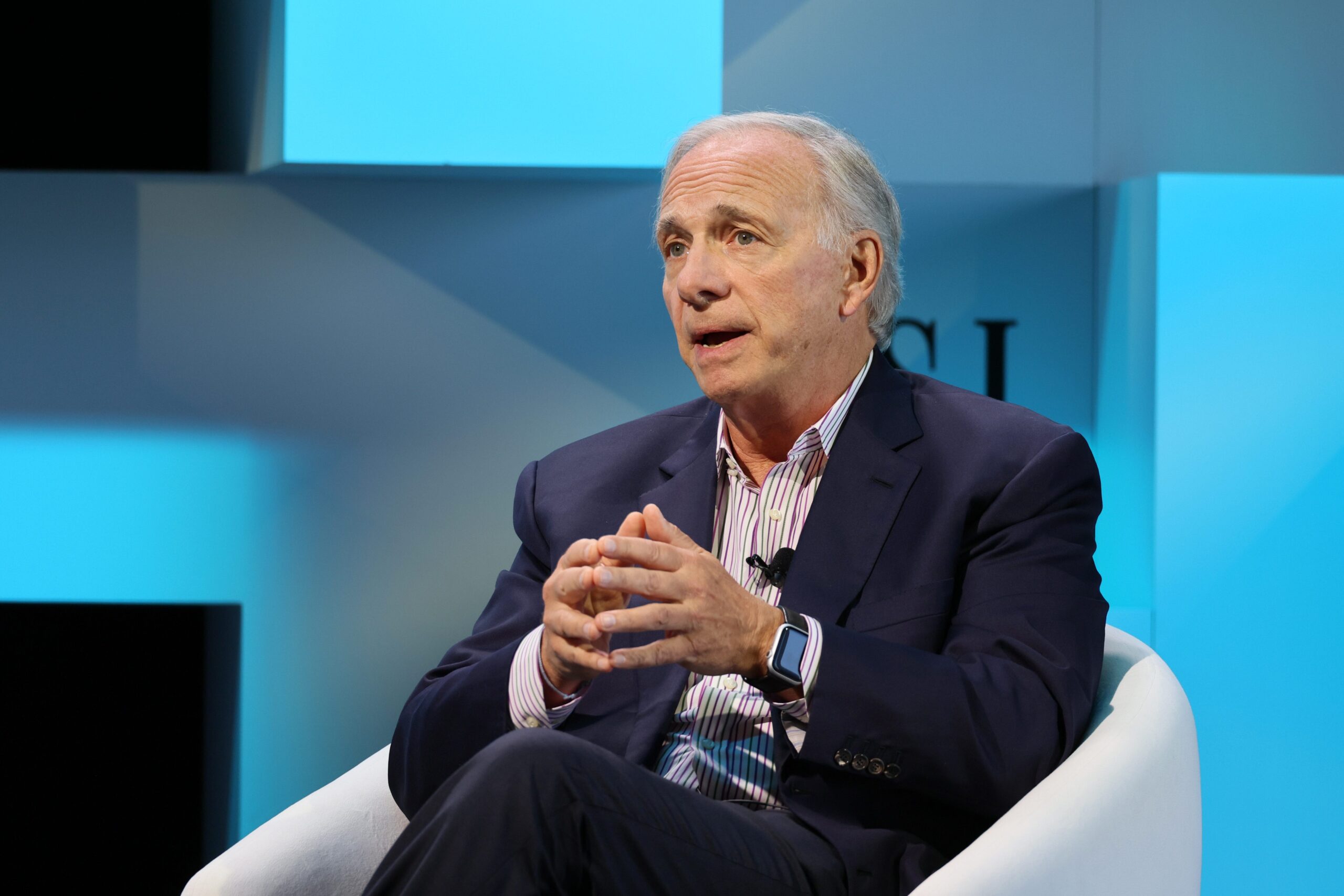Ray Dalio hält US-Zölle in einem möglichen Großmachtkonflikt für notwendig.