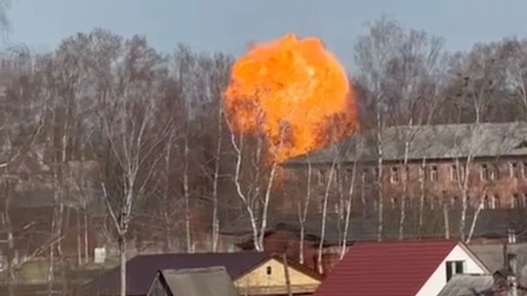 Rache für Sumy: Ukrainische Drohnen treffen russische Raketen-Basis | Politik