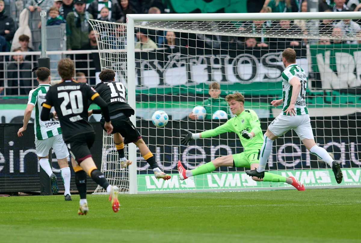 2. Bundesliga - Münster erkämpft 1:1 gegen Karlsruhe - Sport