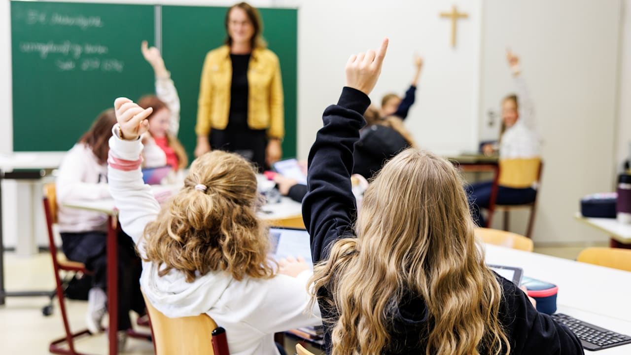 Union und SPD einig: Jeder Schüler soll eine Nummer bekommen | Politik