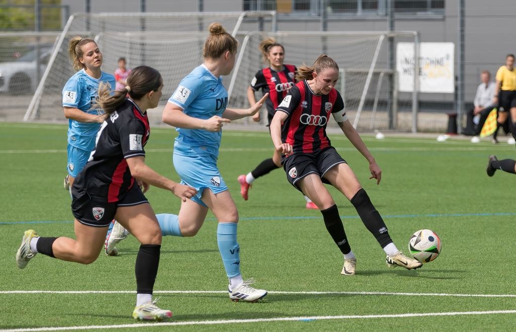 FCI-Frauen schütteln mit 3:1-Heimsieg gegen den VfL Bochum die Konkurrenz ab