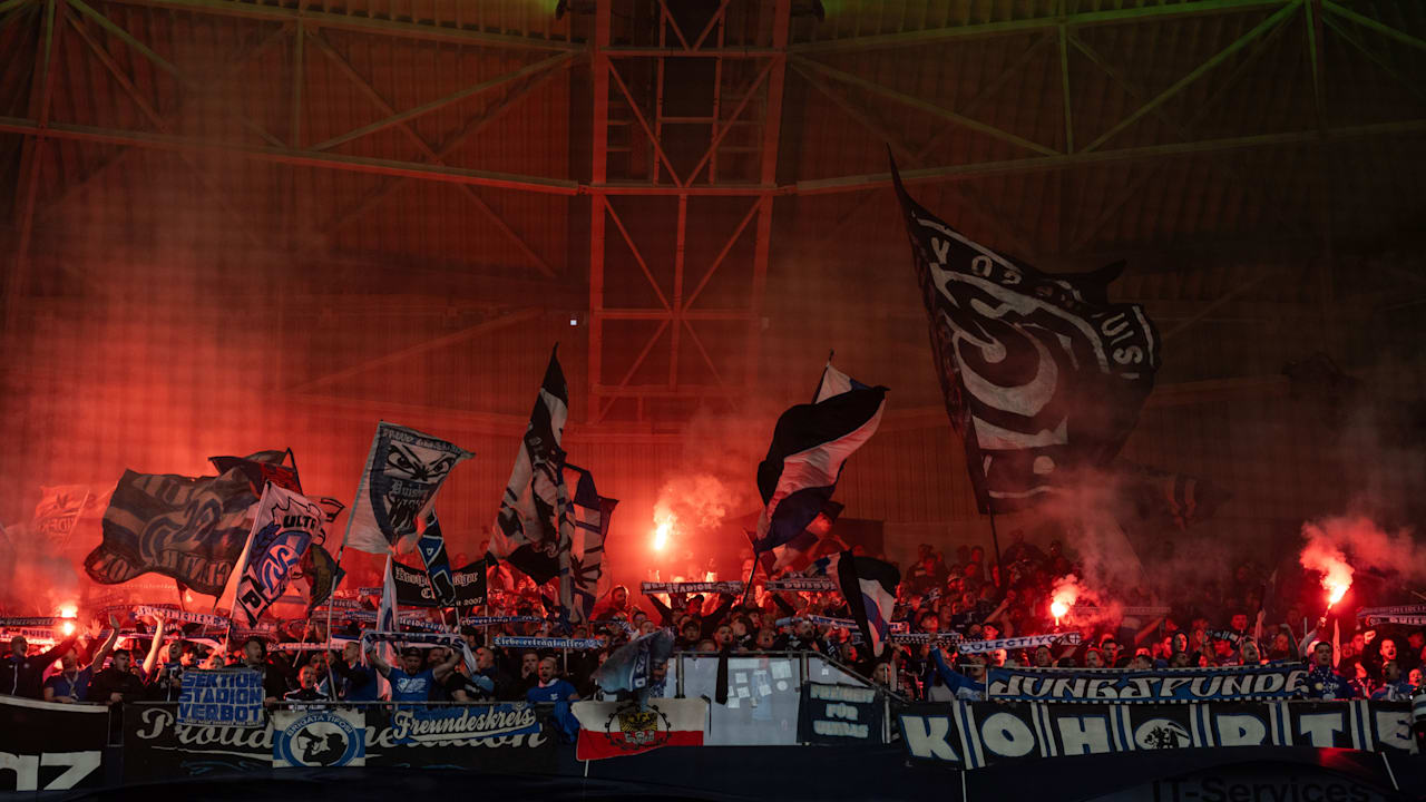 MSV Duisburg steigt vor 16.000 Fans im Borussia-Park auf | Sport