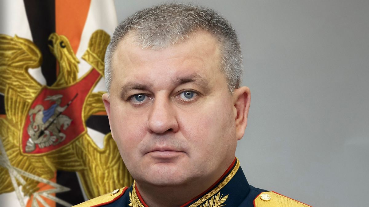 In Kolonie für Schwerverbrecher: Russischer Top-Militär zu Haftstrafe verurteilt