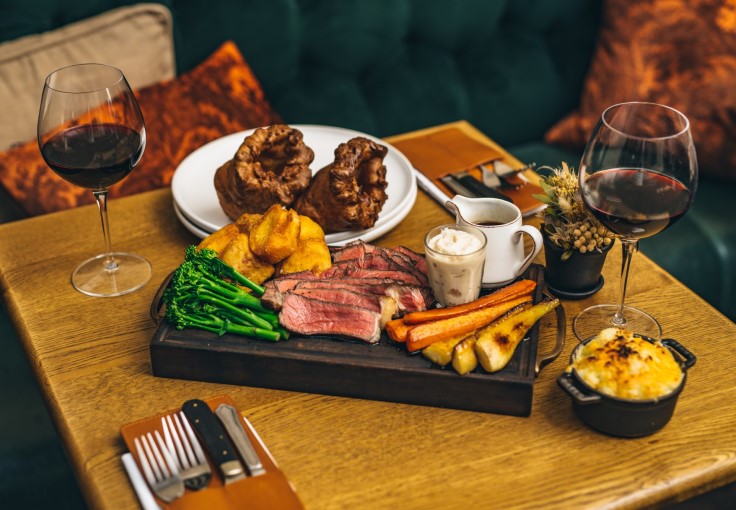 Ein traditioneller Sonntagsbraten im Harwood Arms, einem mit MICHELIN Stern ausgezeichneten Pub in London. © Lateef