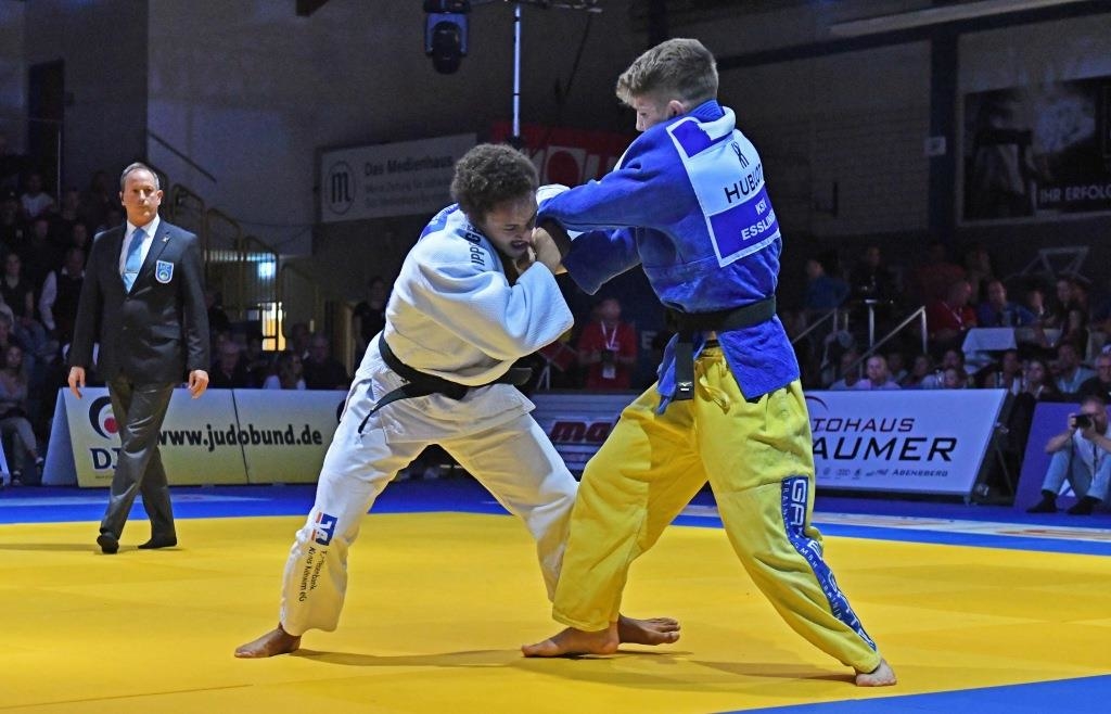 TSV Abensberg gewinnt klar beim Budo-Club Karlsruhe