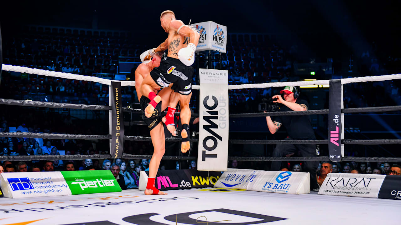 Stekos Fight Night in München: Happy End für Schroth mit K.o.-Sieg | Sport