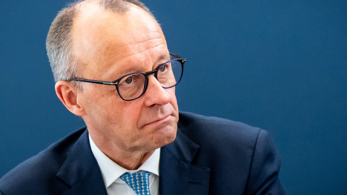 Koalitionsverhandlungen: Merz pocht nach Börsenabsturz auf Hilfen für die Wirtschaft - Politik