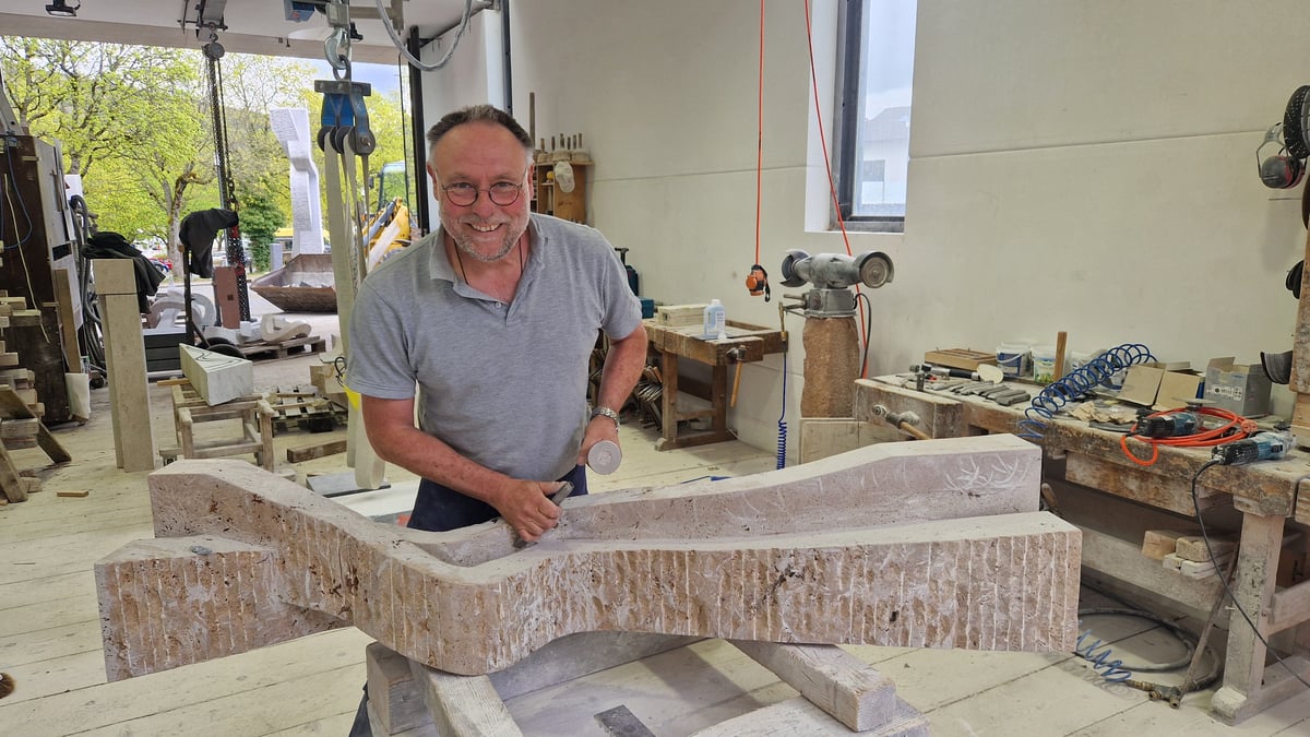 Bildhauer Frank Teufel feiert mit Atelier 25. Jubiläum