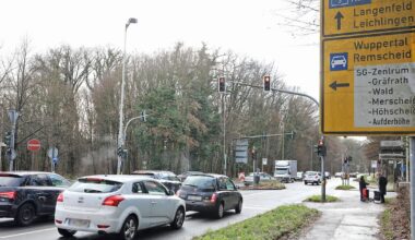 Aktuelle Stau-Warnungen und Unfall-Meldungen in der Region (15.04.2025)