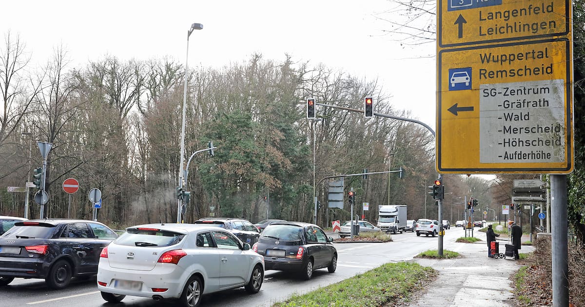 Aktuelle Stau-Warnungen und Unfall-Meldungen in der Region (15.04.2025)