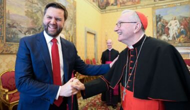 Lob und Mahnung: Papst Franziskus lässt Vance vom Vize empfangen