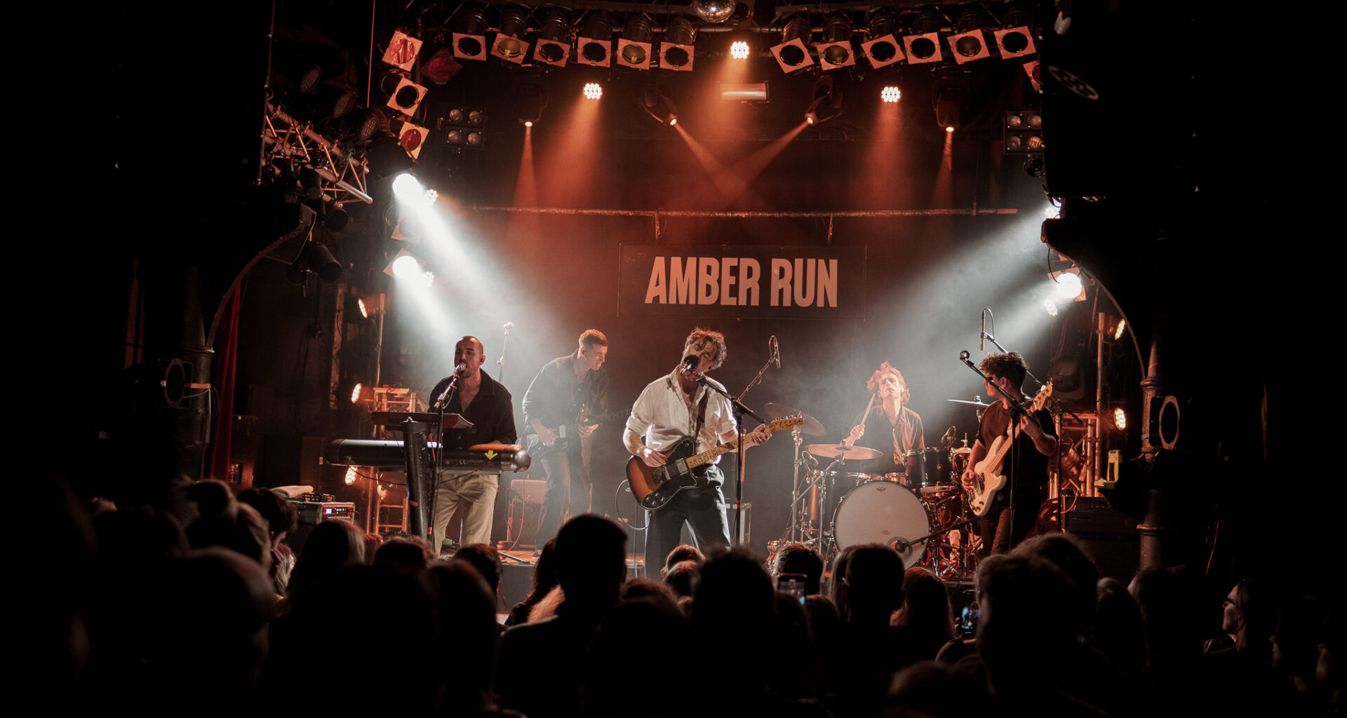 Amber Run mit Ihrer 5 AM Anniversary Tour zu Gast in Hamburg