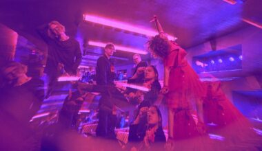 Arcade Fire kündigen neues Album "Pink Elephant" an