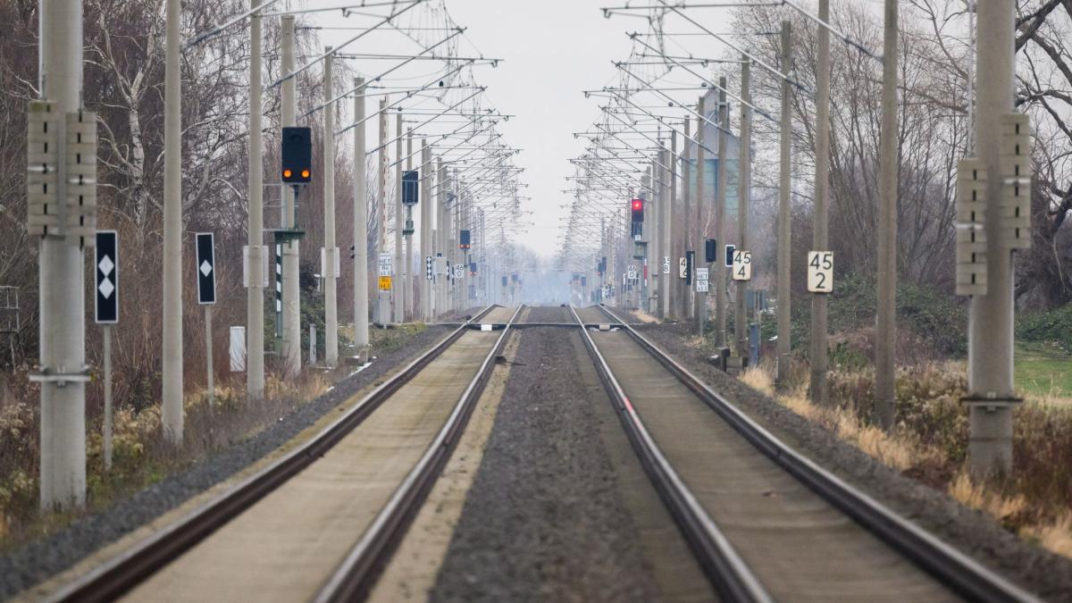 Bahnverkehr zwischen Hamburg und Hannover läuft wieder